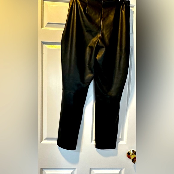 FABLETICS FAUX LEATHER look  Stretchy fabric, color BLACK, size XL, Inseam 26. - Picture 3 of 8